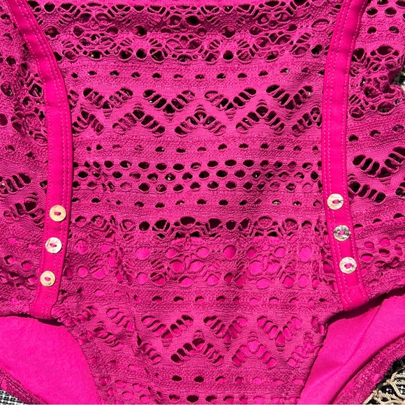 Lookbook Crochet/Lace  Swimsuit Pink Size 6 Great Condition - Picture 6 of 12